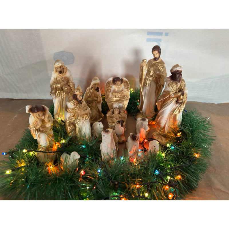 Kit Presépio de Natal em Gesso com Acabamento em Po de Mármore – 15 Peças 17cm